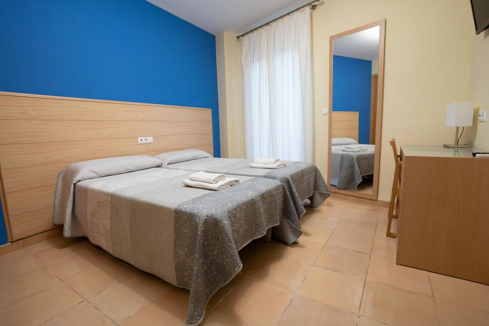 Hotel Sierra De Huesa Quarto foto